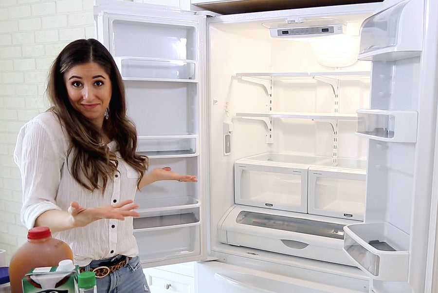 How To Clean a Fridge In 5 Simple Steps!
