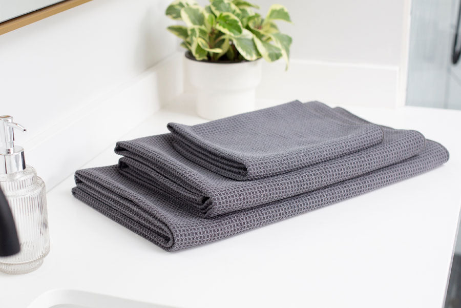 The Ultimate Guide to Cleaning and Refreshing Your Bath Towels – Maker ...
