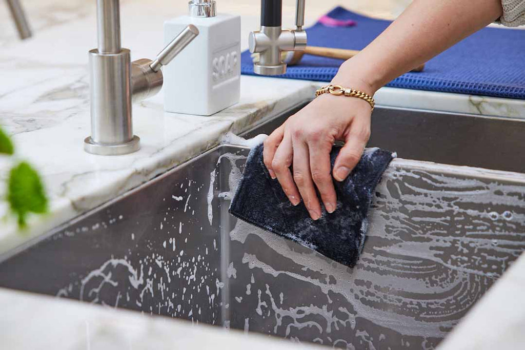 Reusable Scrub Dish Cloth | Sustainable Cleaning Products – Maker's Clean