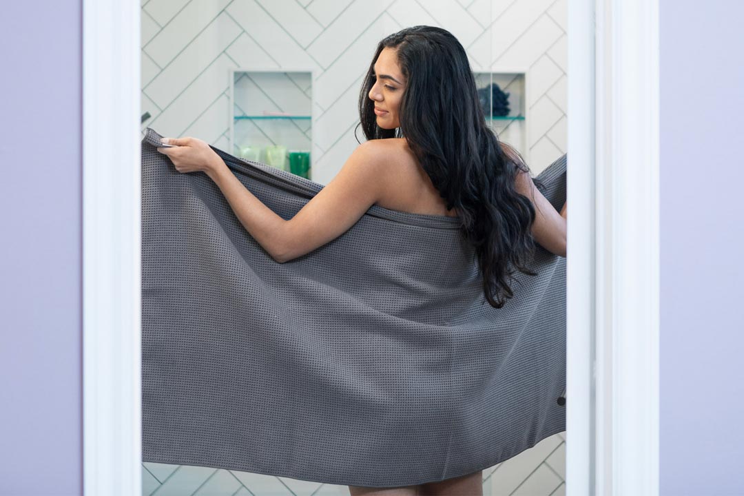 Looking to buy some barista towels, but I can't decide if I should go  waffle style microfiber or just regular microfiber. I see a lot of both, so  what are the advantages